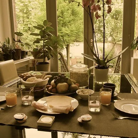 Bed & Breakfast Quatre20cinq Antwerp
