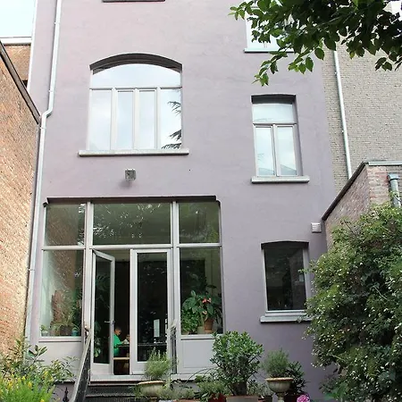 Frühstückspension Quatre20cinq 3*