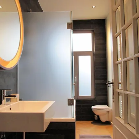 Bed and Breakfast Quatre20cinq Αμβέρσα